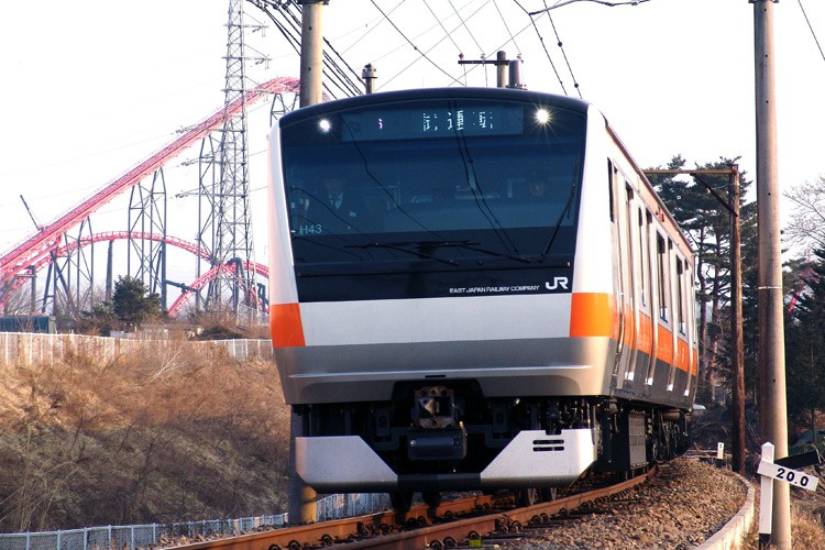 毎日運行 東京 河口湖 富士山に一番近い鉄道 富士急行線