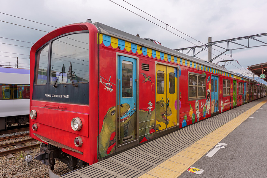 電車で富士急ハイランドへ行こう！ | 富士山に一番近い鉄道