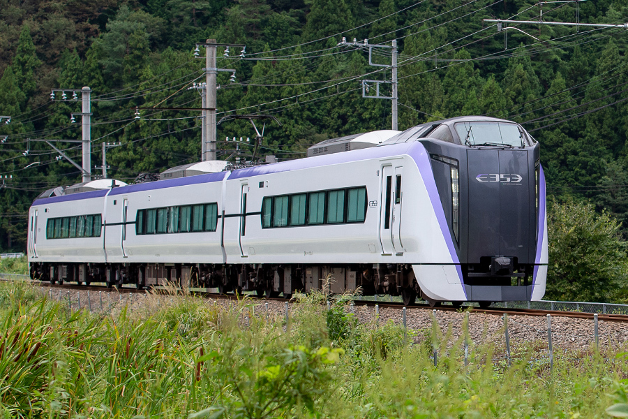 富士山に一番近い鉄道。特急電車のご案内