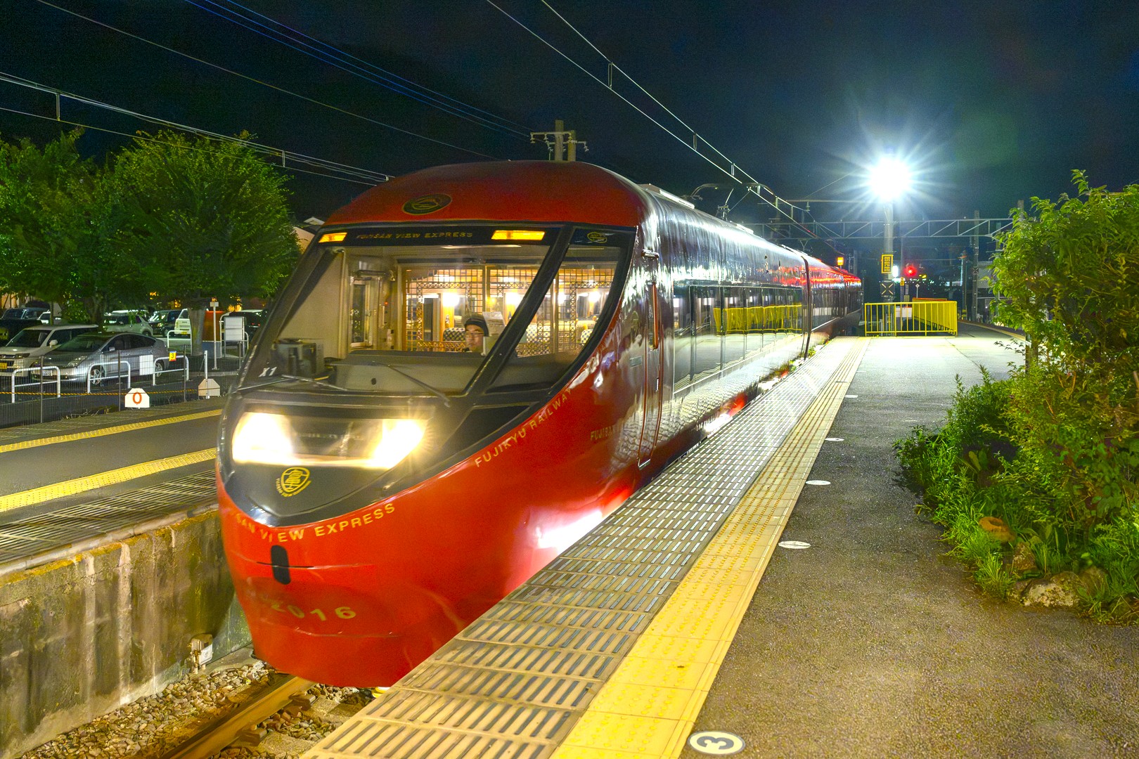11/28（土）特別列車「富士山ビュー特急10th Anniversary Train ～フィナーレ～」の運行＆初代お重スイーツの限定復刻が決定！