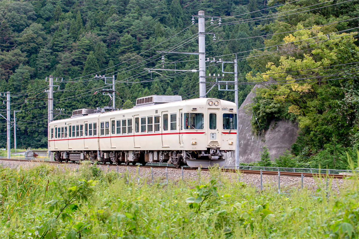 【おしらせ】富士急行線1000系車両　定期運用終了について