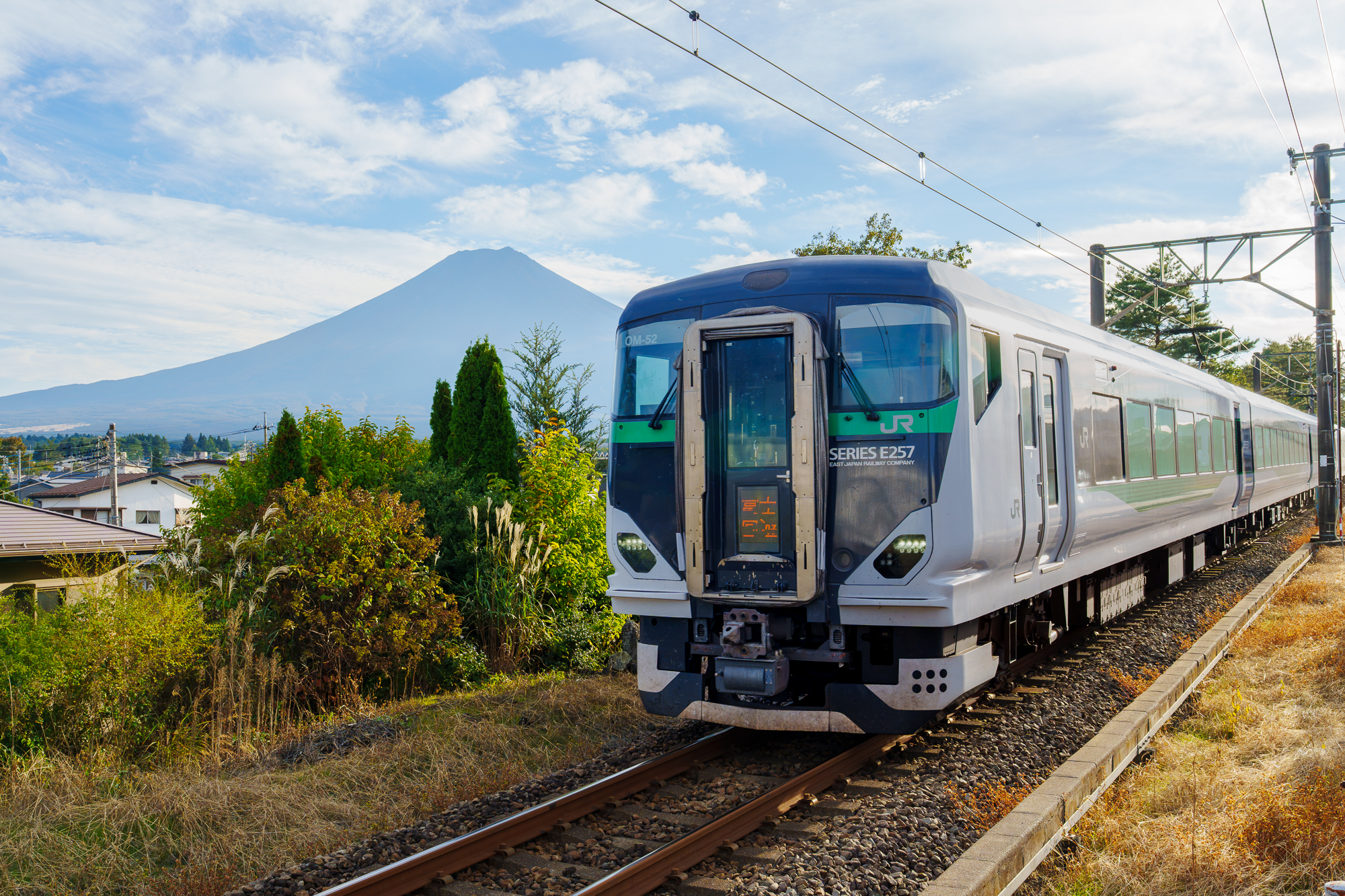 【12/12（土）、13（日）】特急富士山マラソン号（富士回遊８９号・８８号）を運転します